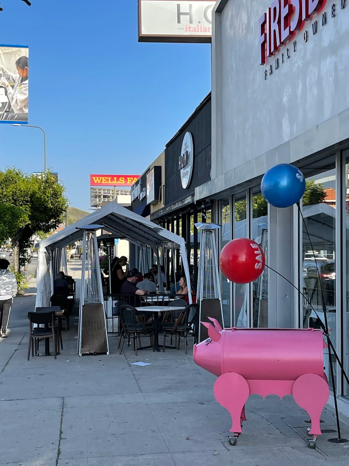 HOM Italian Eatery