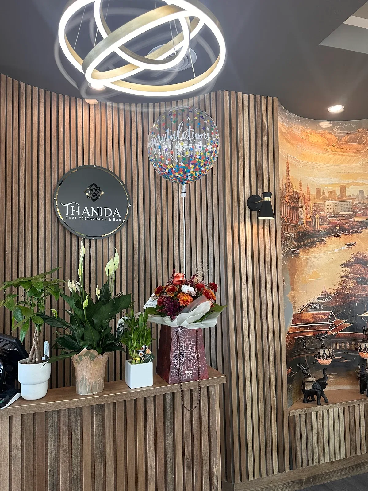 Thanida Thai Restaurant and Bar