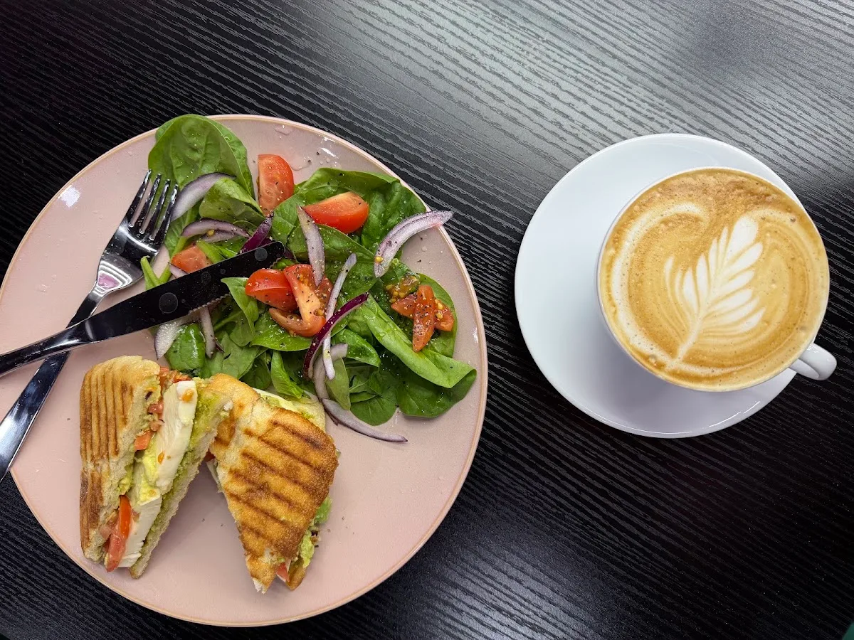 Cafe Mia