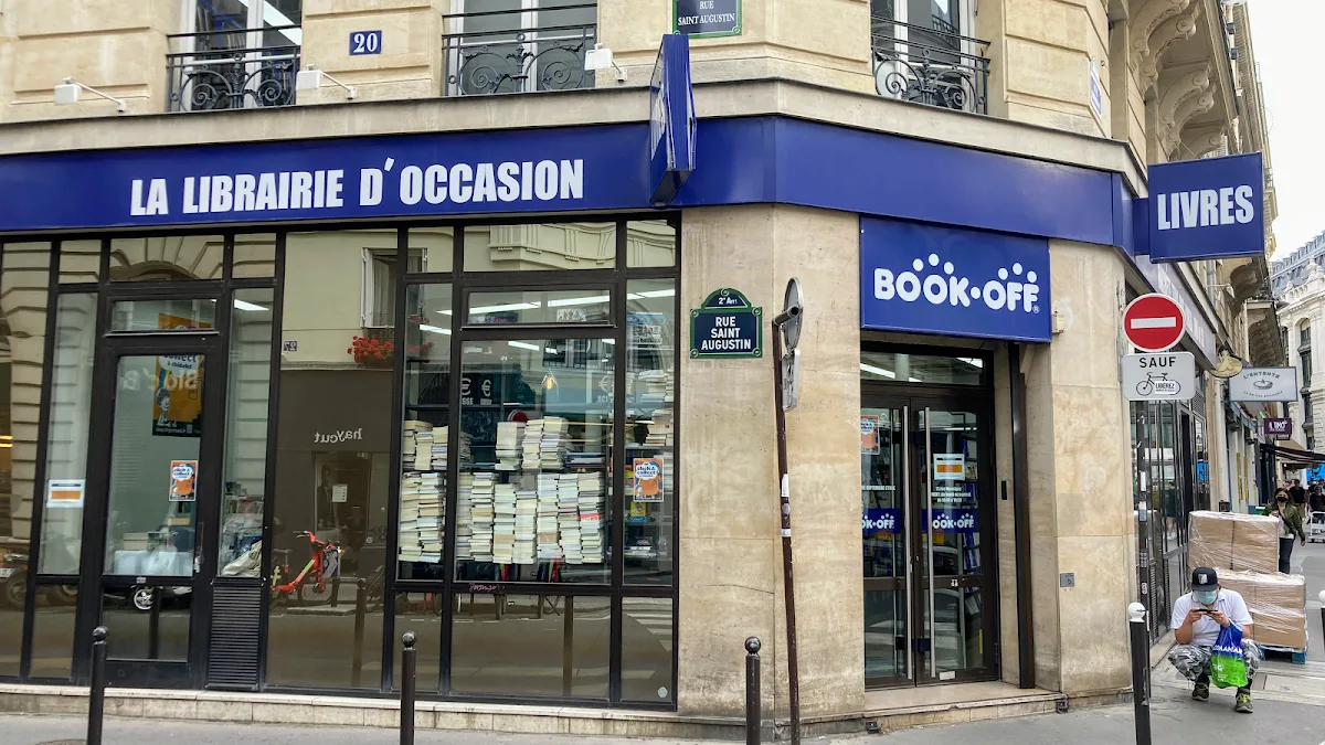 Book Off Quatre-Septembre