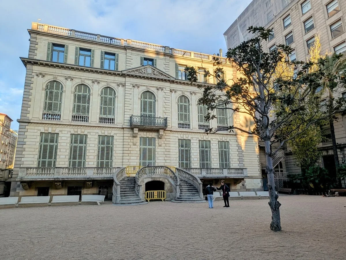 Robert Palace Garden