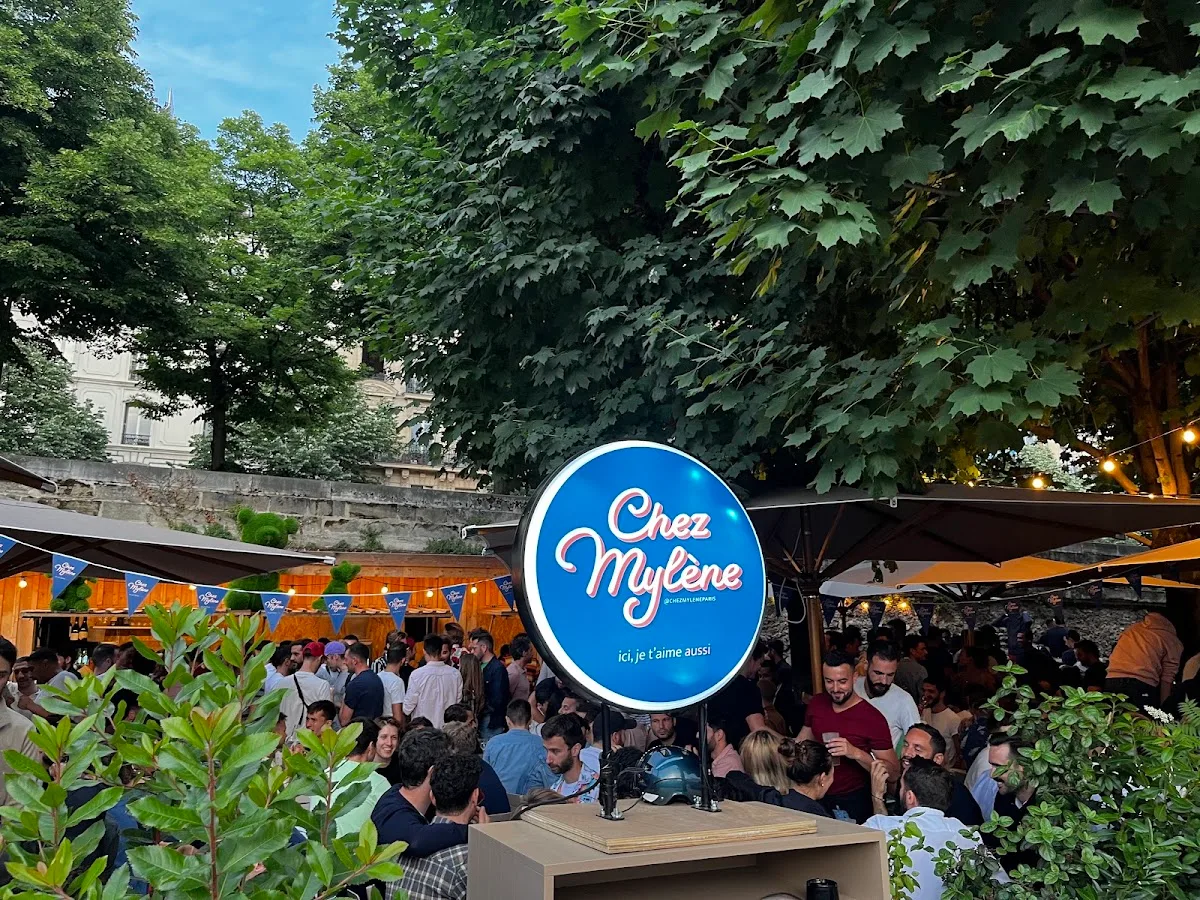 Chez Papa Bastille