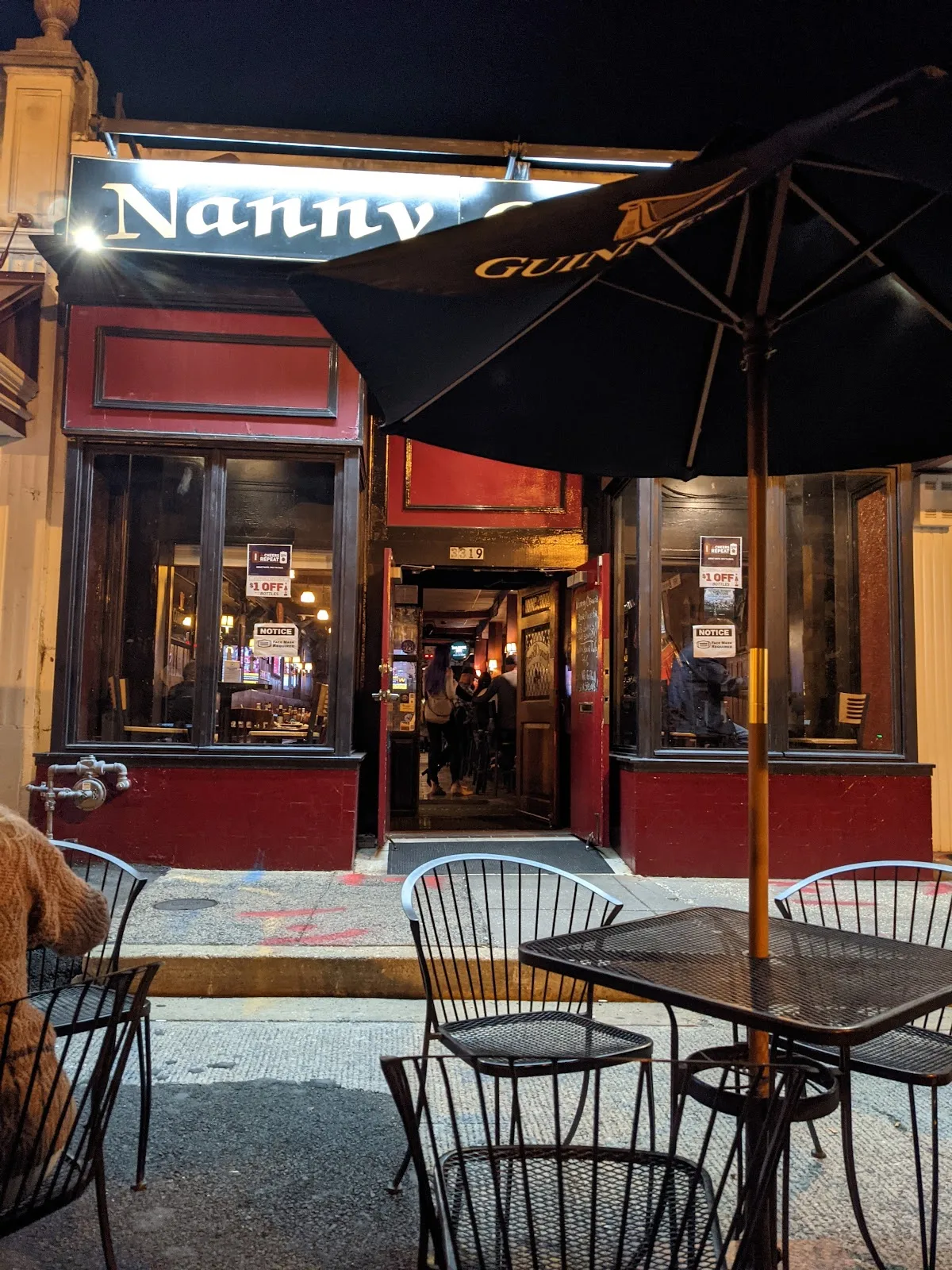 Nanny O'Brien's Irish Pub