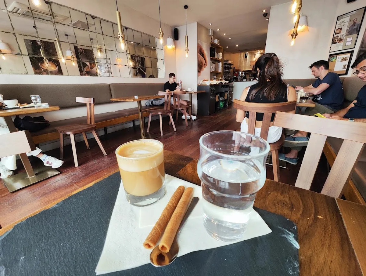 Café Jade