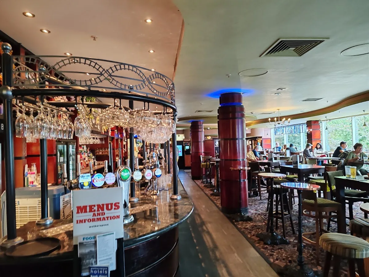 The Central Bar - JD Wetherspoon