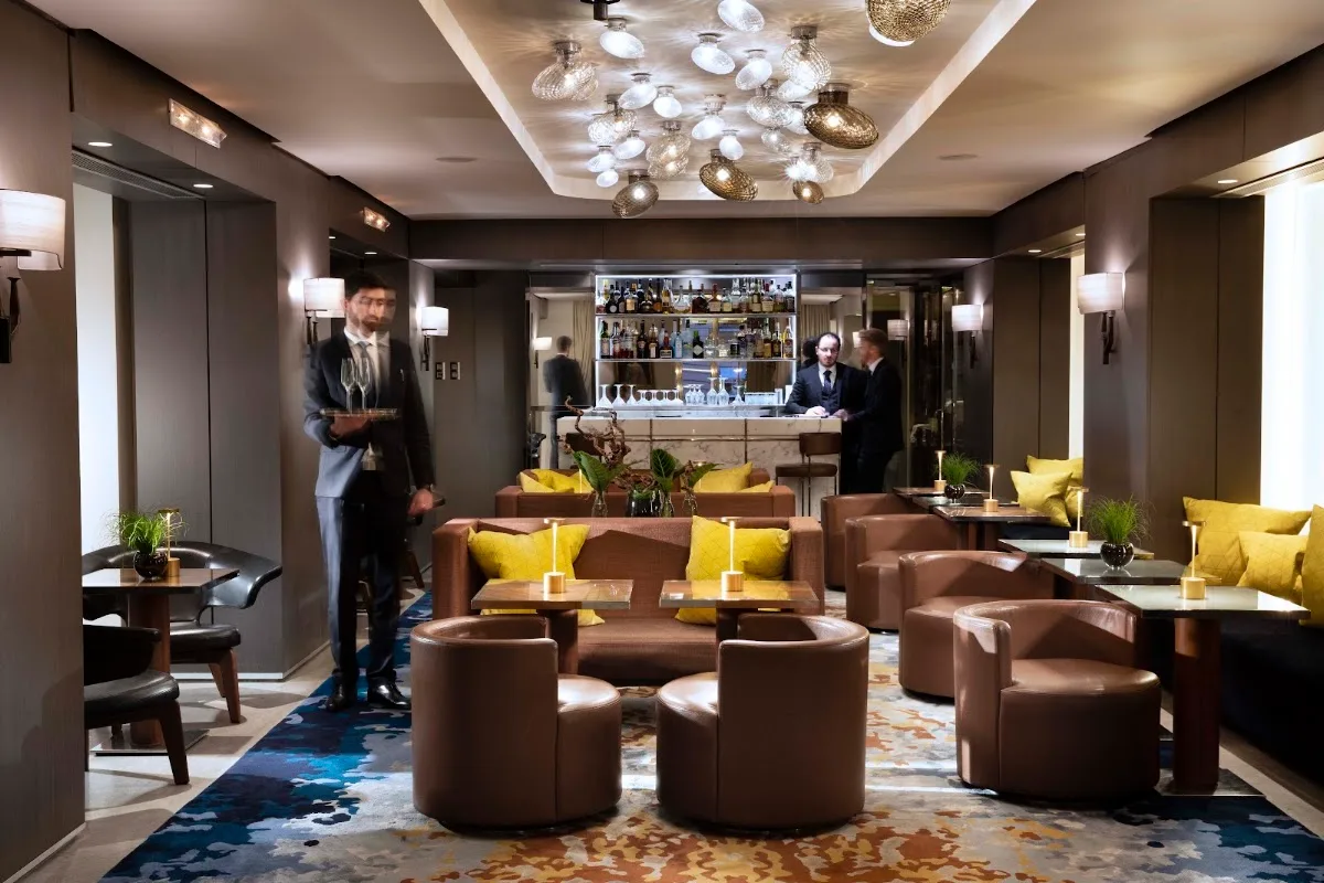 Le Bar