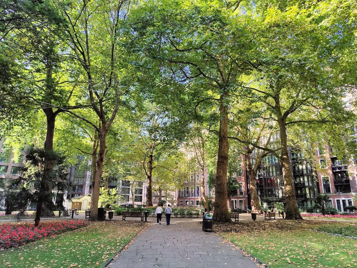 St John's Gardens