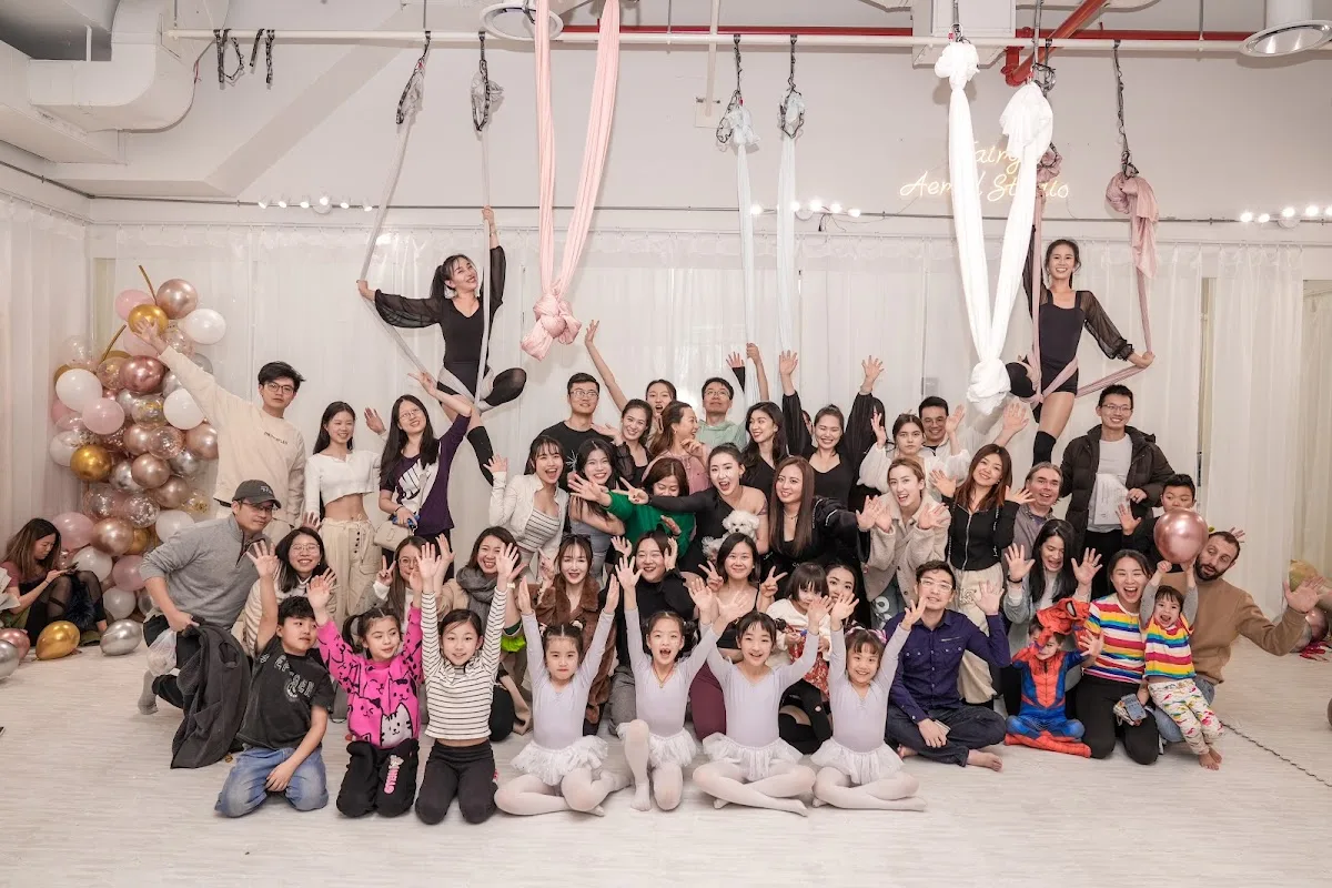 Fairy_Aerial yoga studio 空中培訓學苑