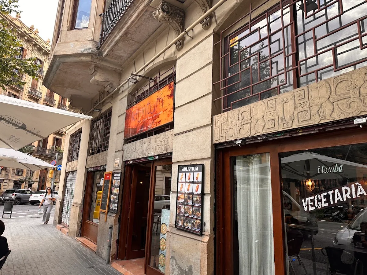 Adlivitum Vermuts i Més