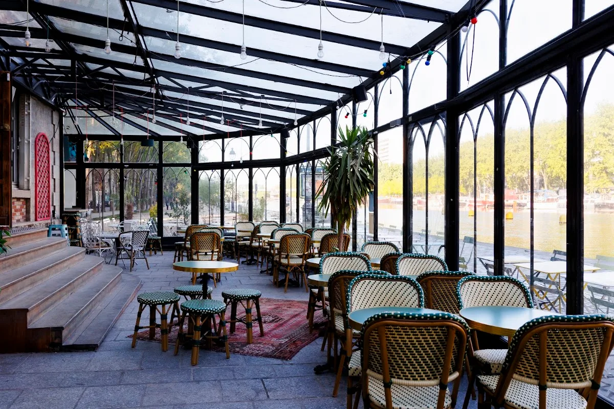 Le Pavillon des Canaux