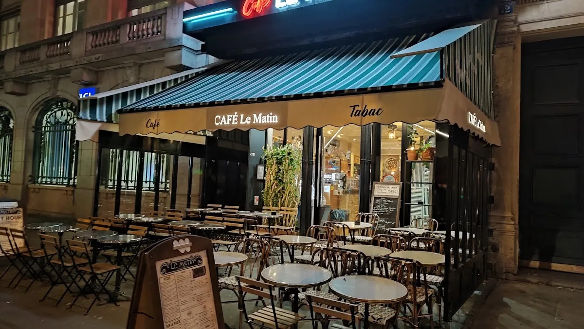 Café "Le Matin"