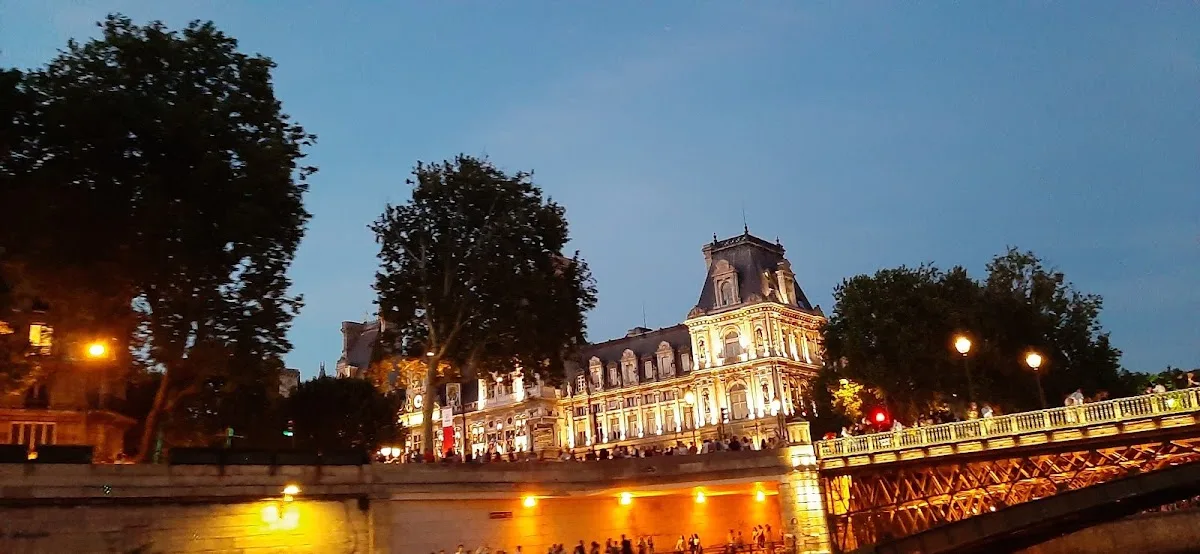 Corail Club