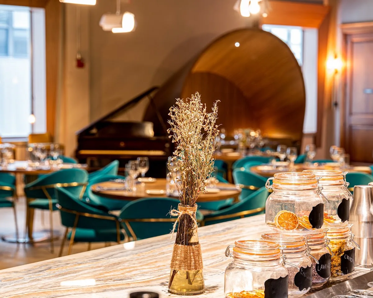 Ampia Rooftop Restaurant