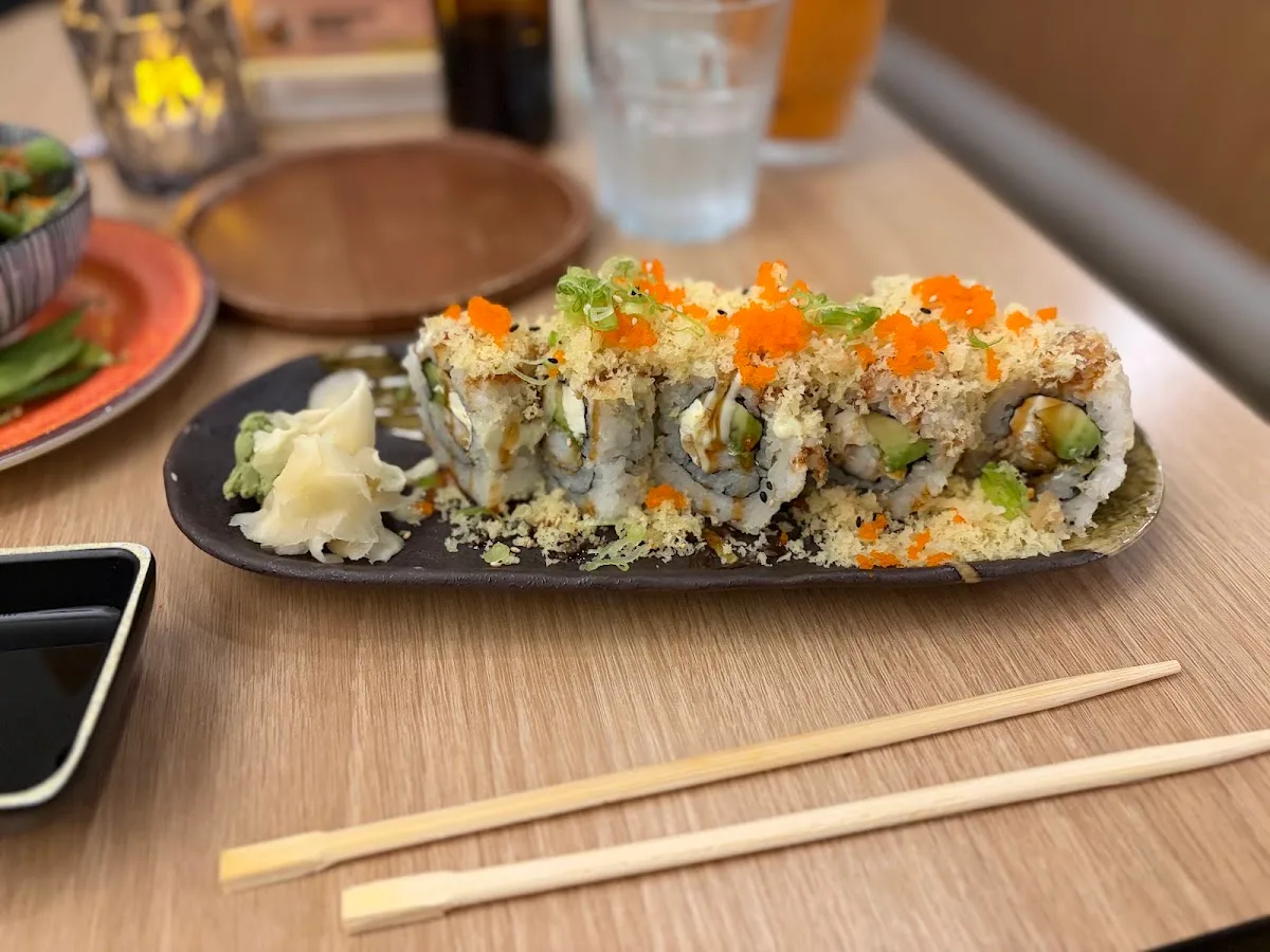 Lucky Trendy Sushi