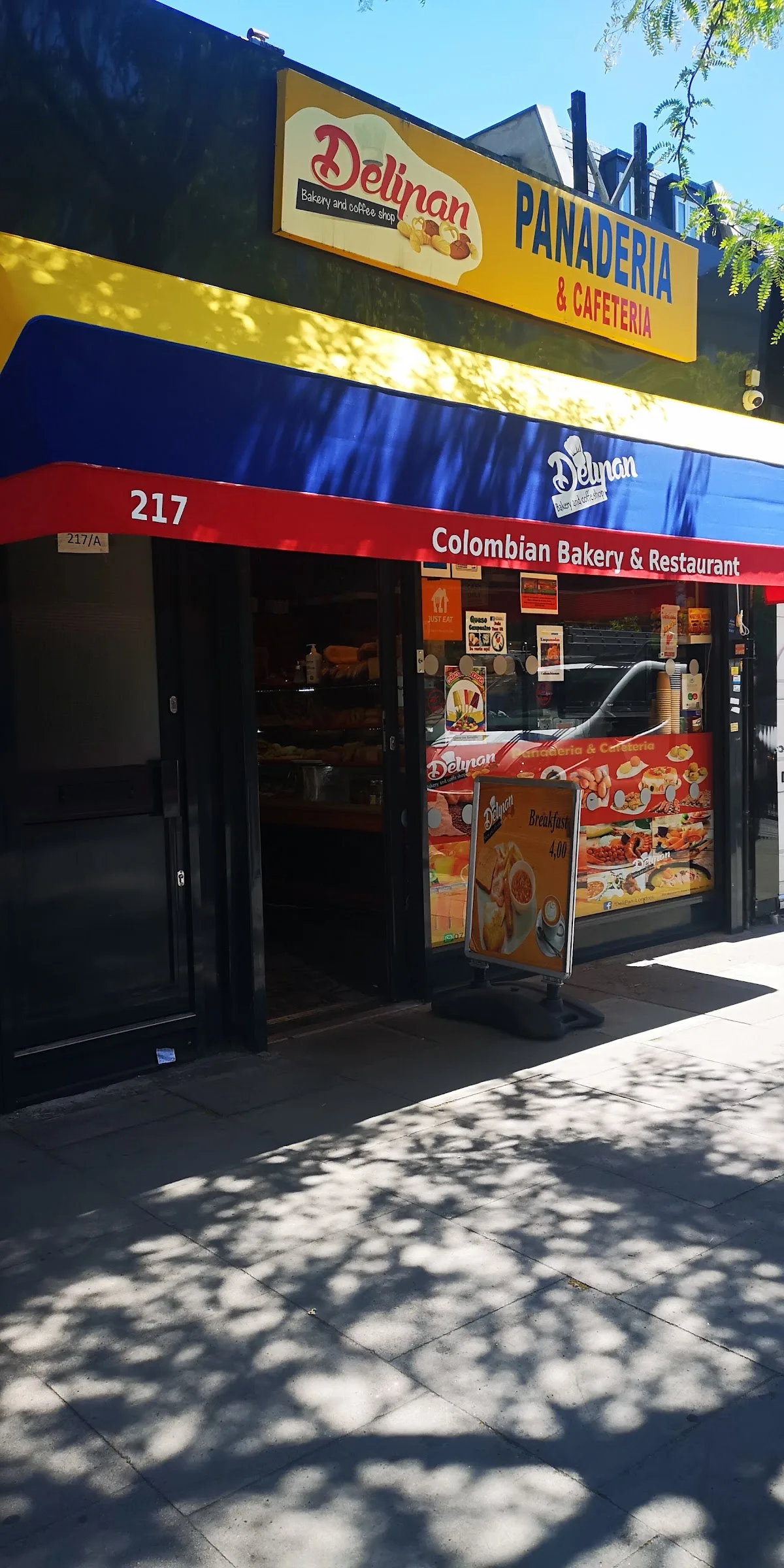 Delipan Colombian Bakery & Cafe