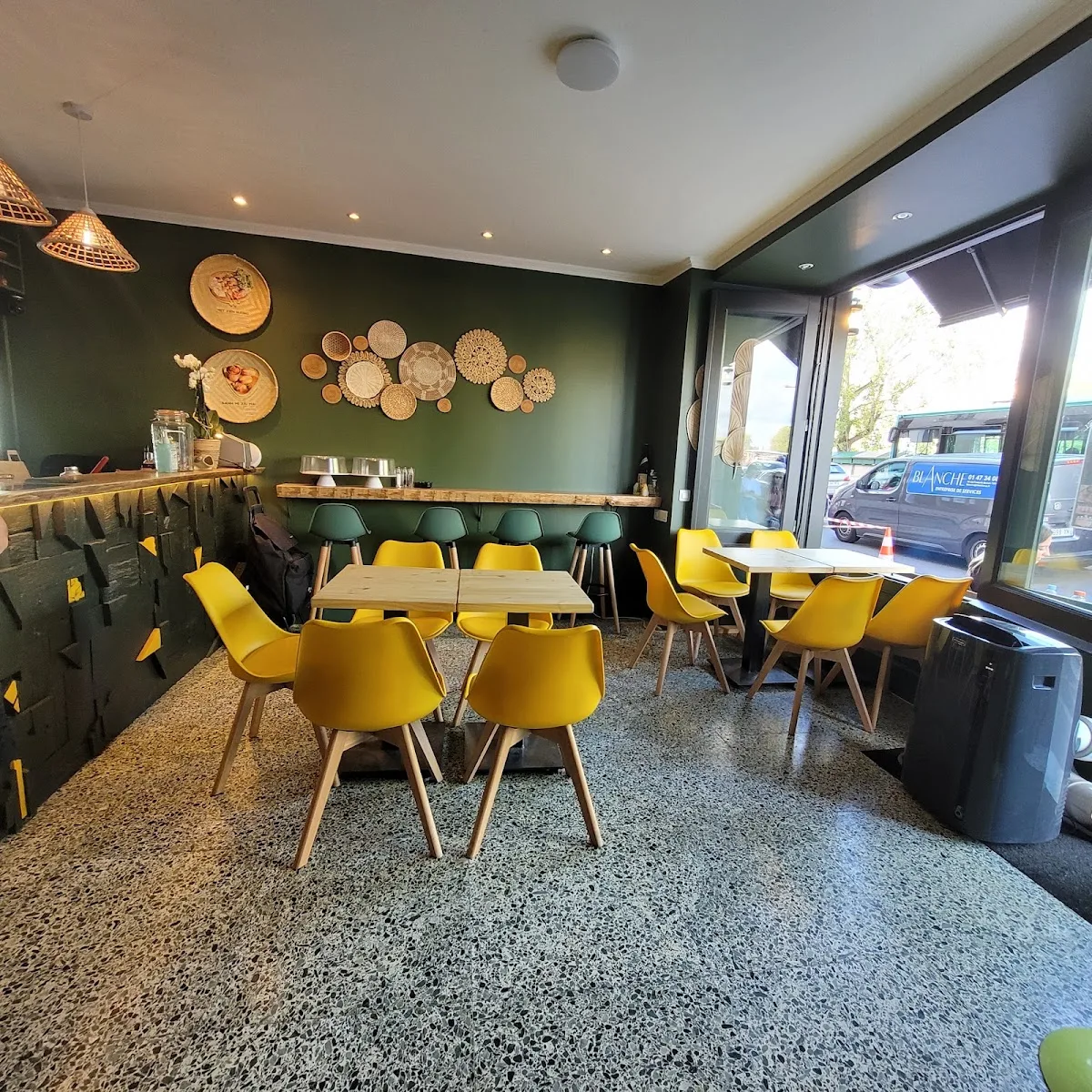 New Saigon Restaurant Paris 6