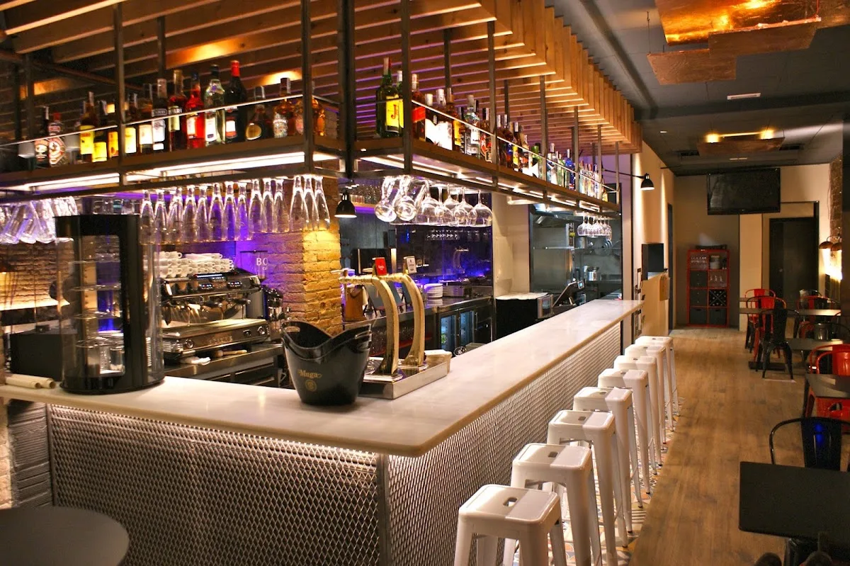 Tast Gastro Bar