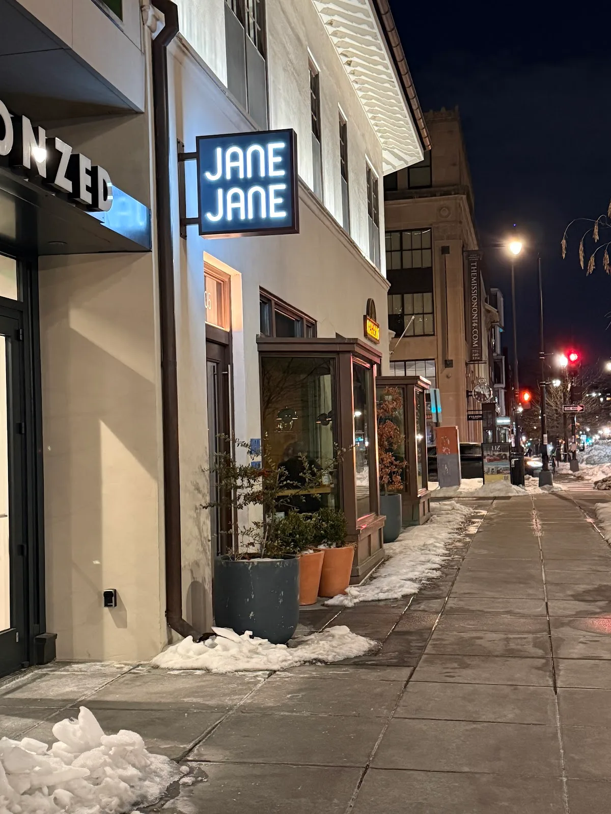Bluestone Lane Logan Circle Café