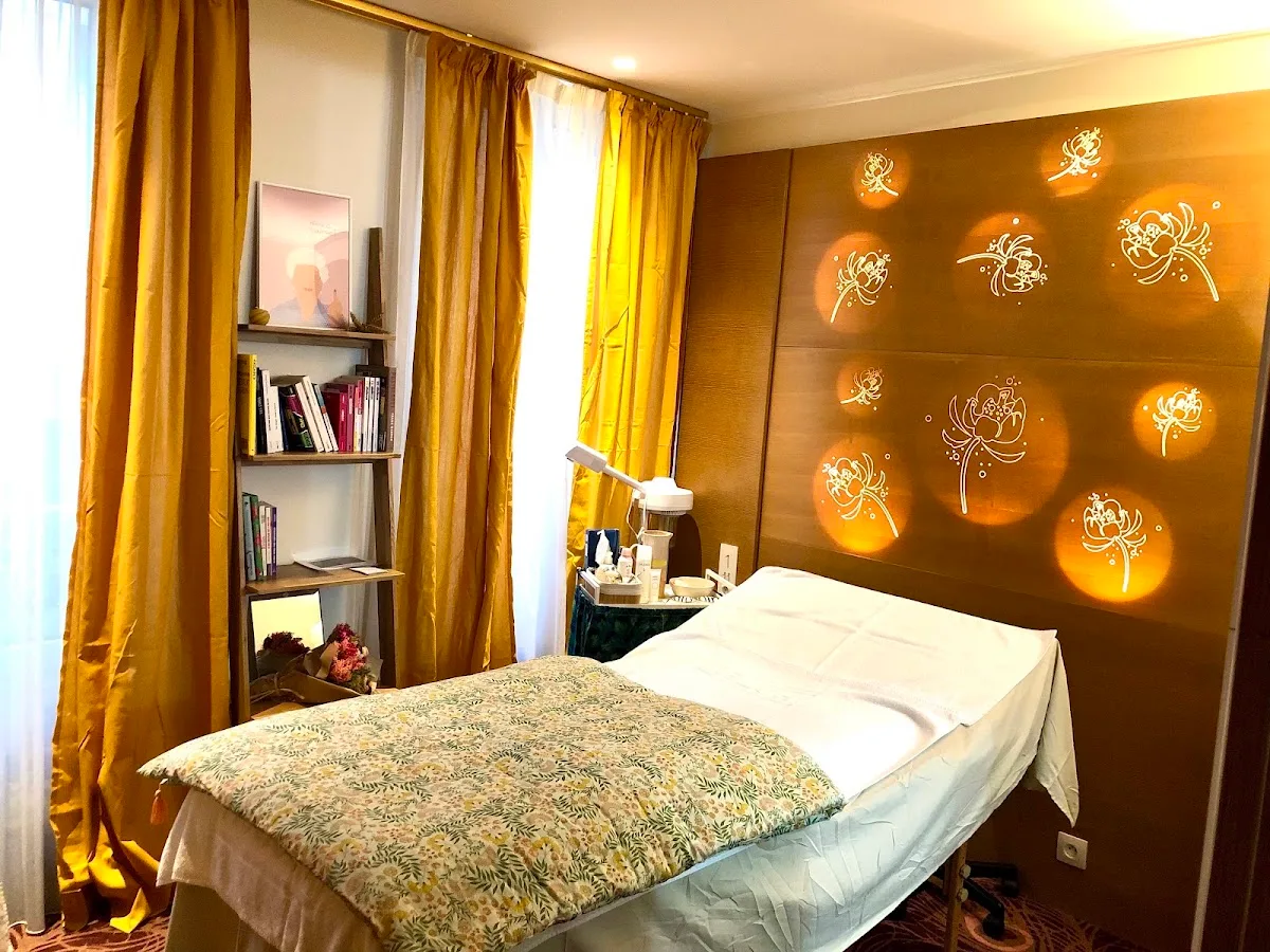 Anaanda Massage Paris 7 - Catherine T - Deep Tissue, Kobido, Drainage Lymphatique, Maderothérapie