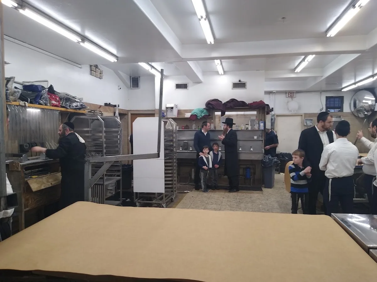 Kehilath Yakov Pupa and Tzehlem Matzo Bakery