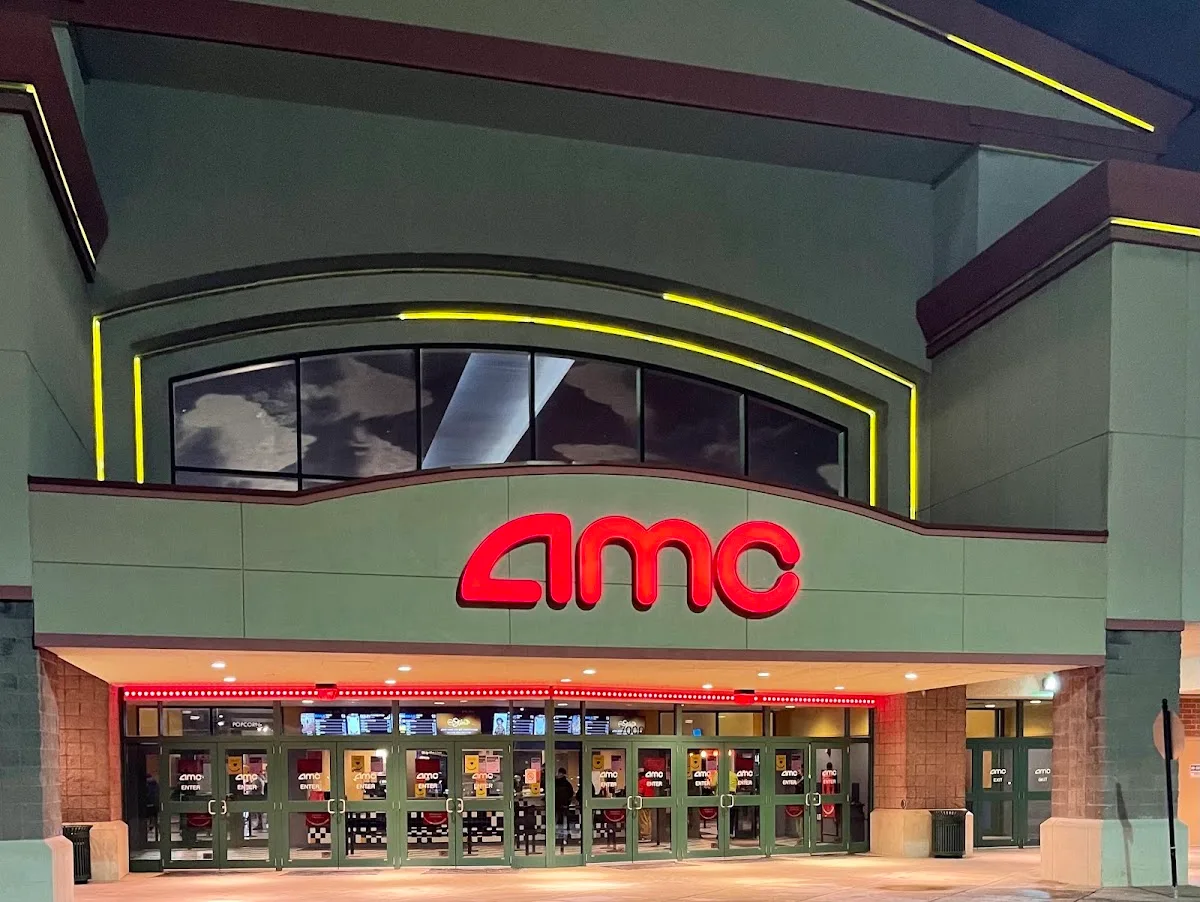 AMC Village Crossing 18