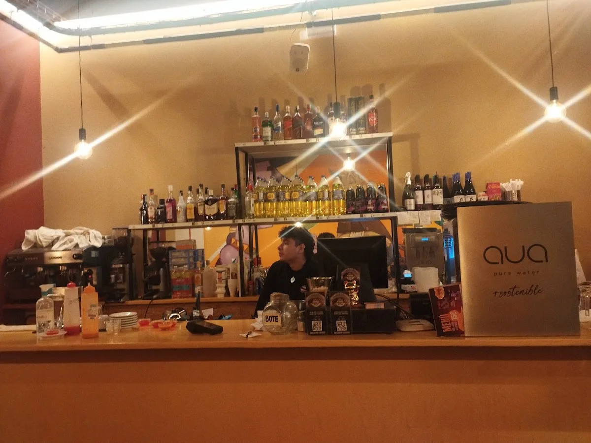 Chifa Peruà Mr. Wok Sant Joan