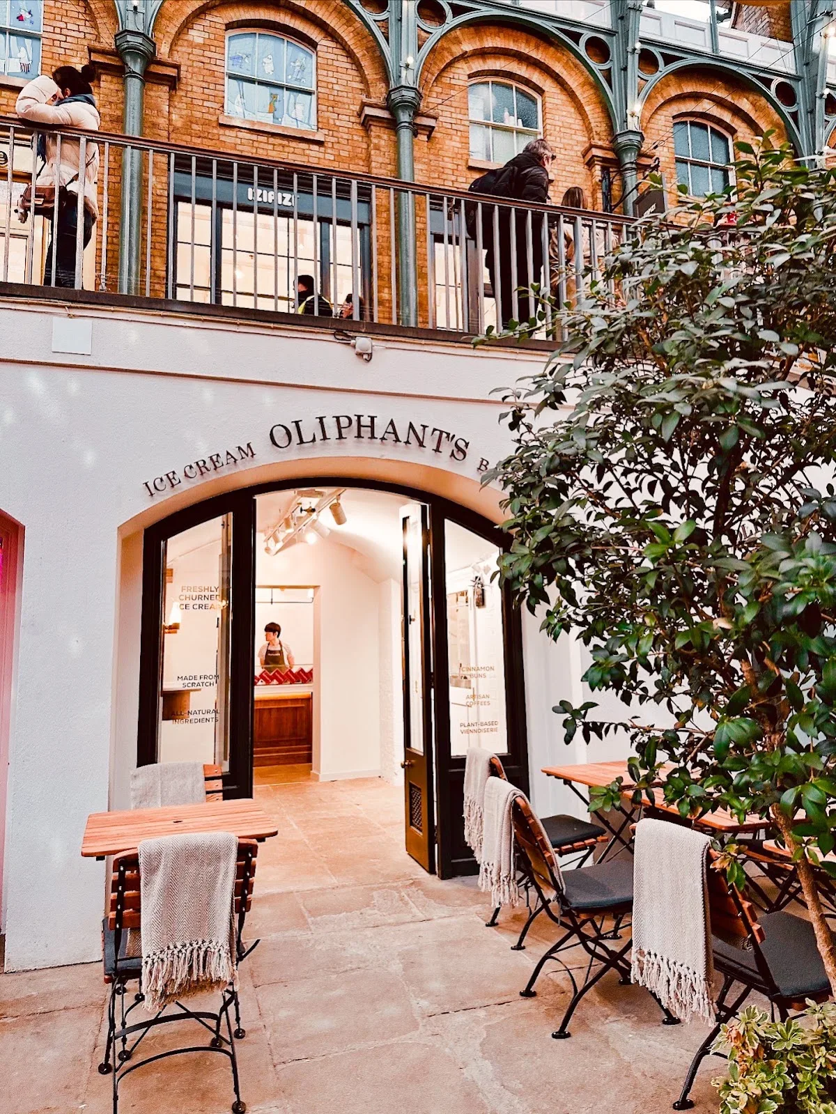 Oliphant’s Ice Cream & Bakery