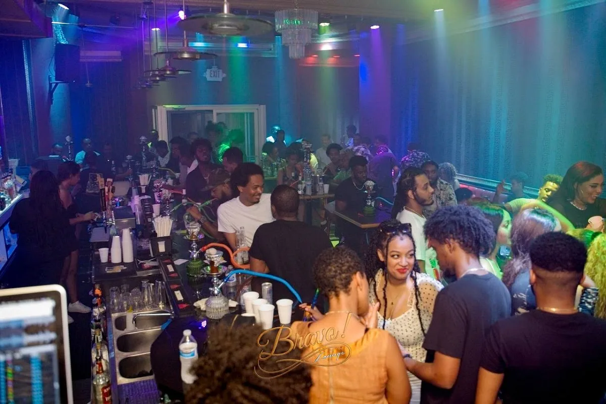 Lux Dc Bar & Lounge