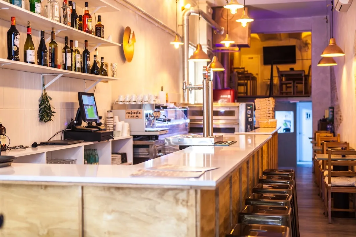 El Poble Grec (antes D'elias Pizza)