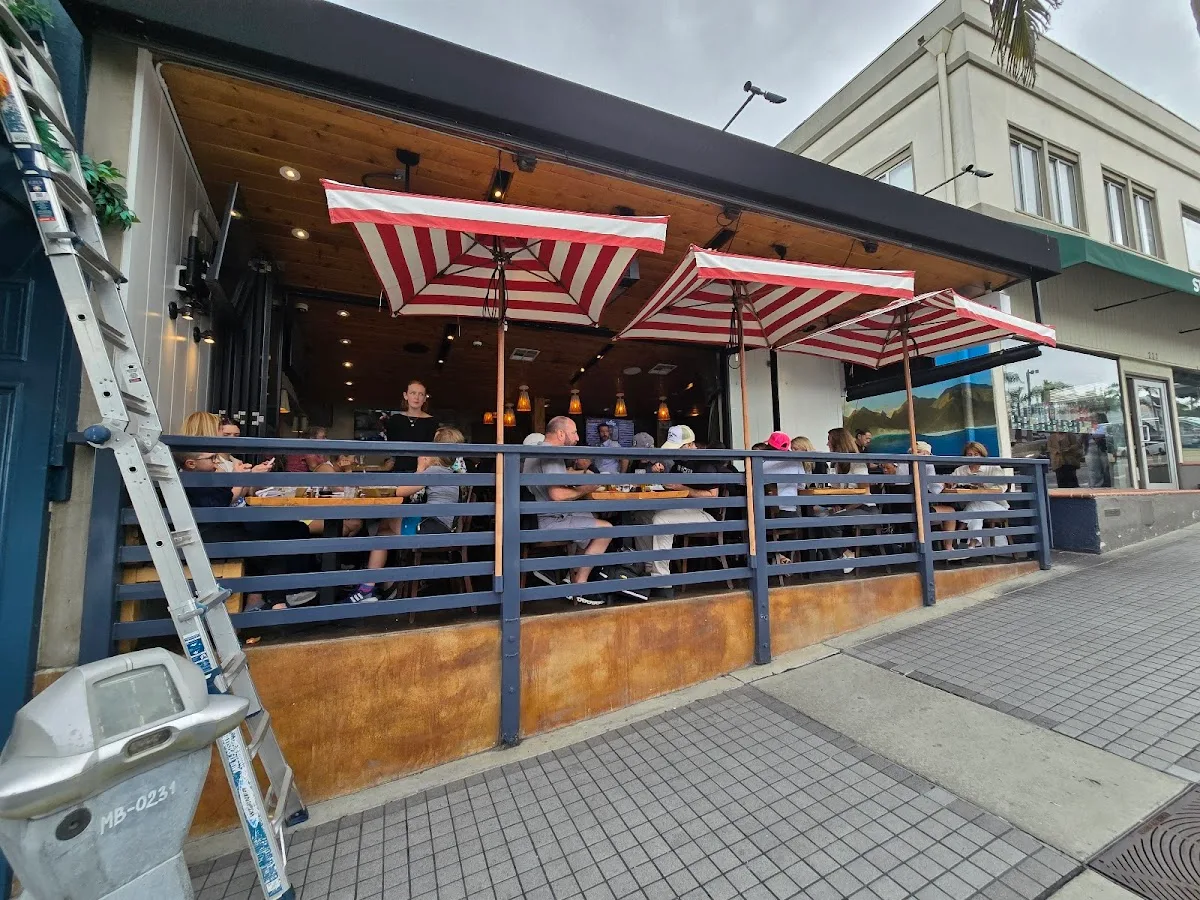 Simmzy's Restaurant Manhattan Beach