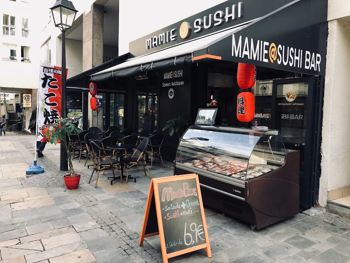 Mamie Sushi Ramen & Onigiri