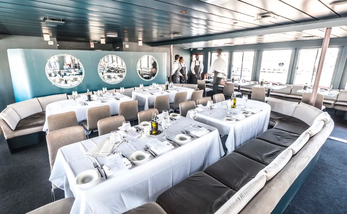 Hudson's at Pier 81