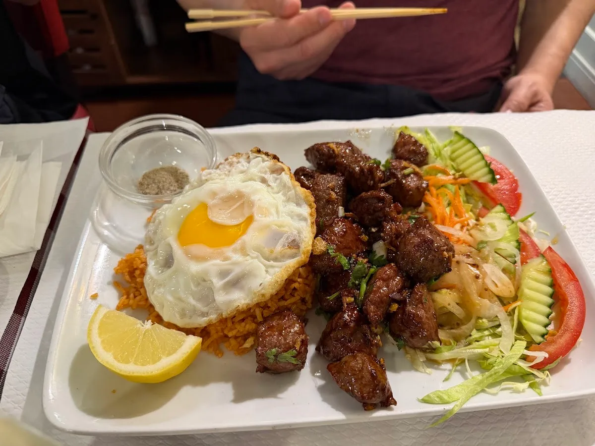 Chez Long, cuisine vietnamienne