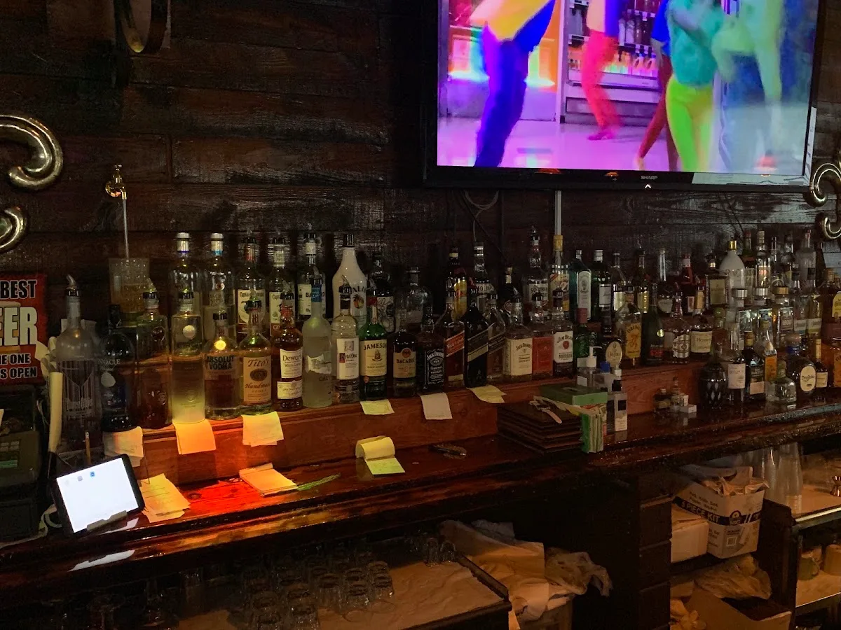 Manhattan Bar
