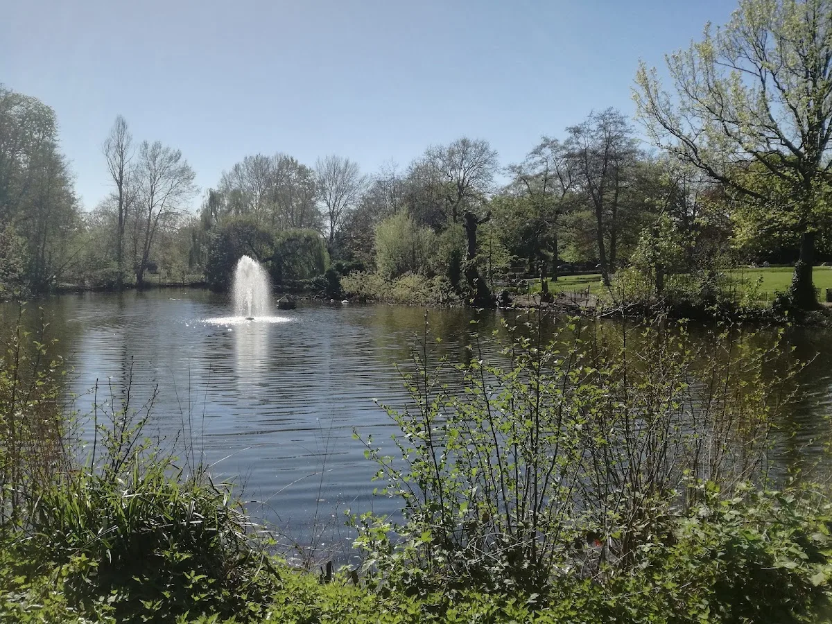 Manor House Gardens