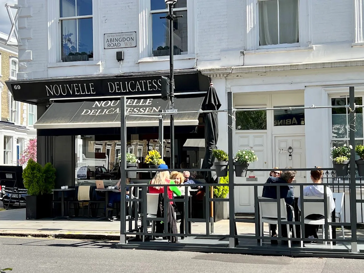 Cafe Nouvelle