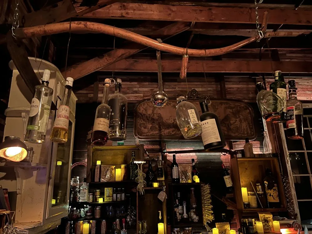 F&Bar