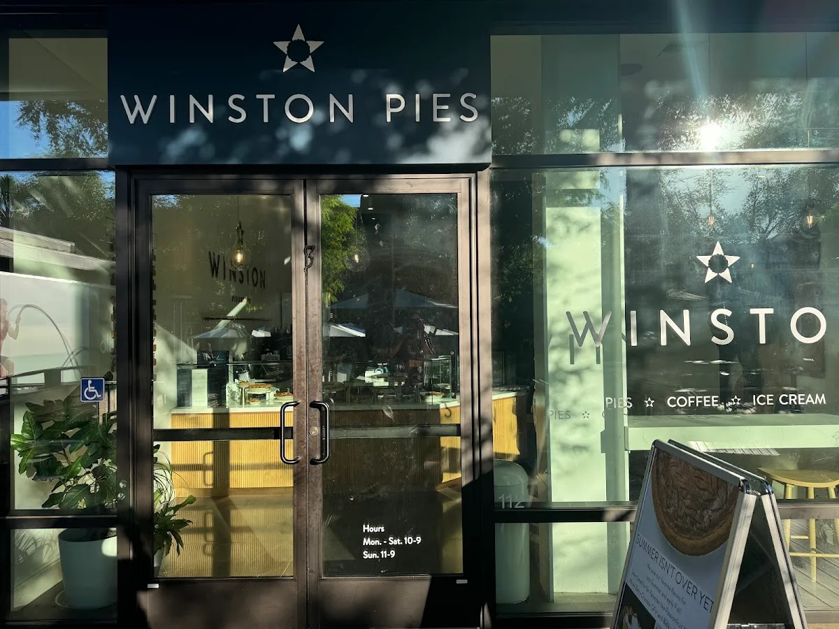 Winston Pies