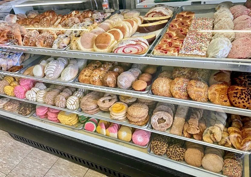 NaVis Bakery