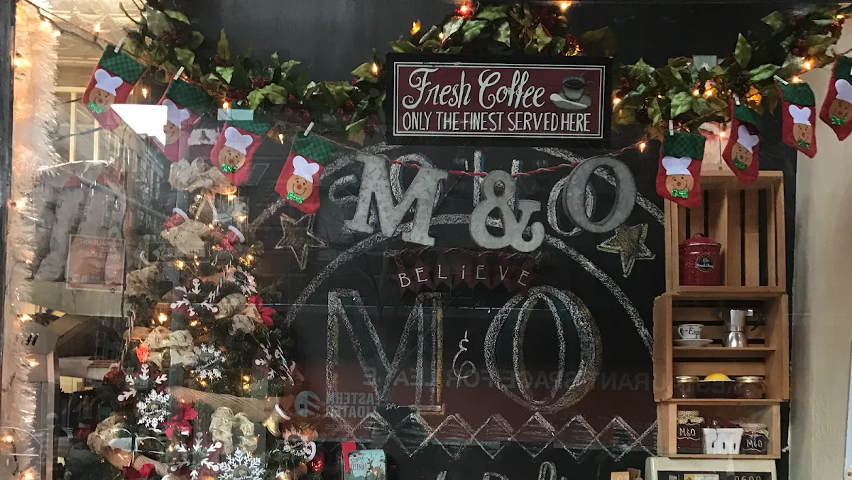 M and O Market and Deli