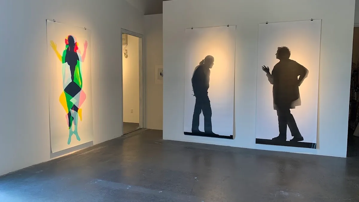 bG Gallery
