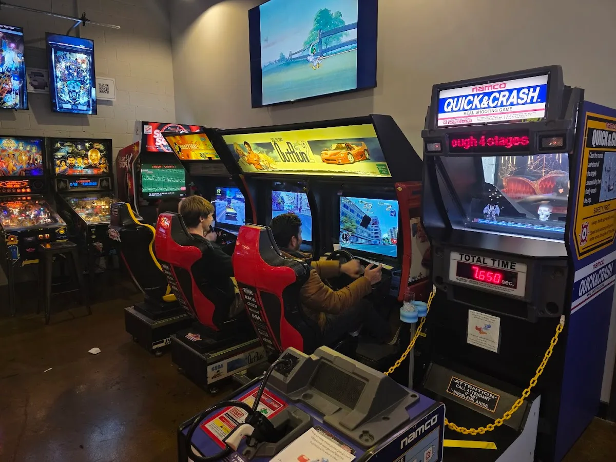Continues Arcade