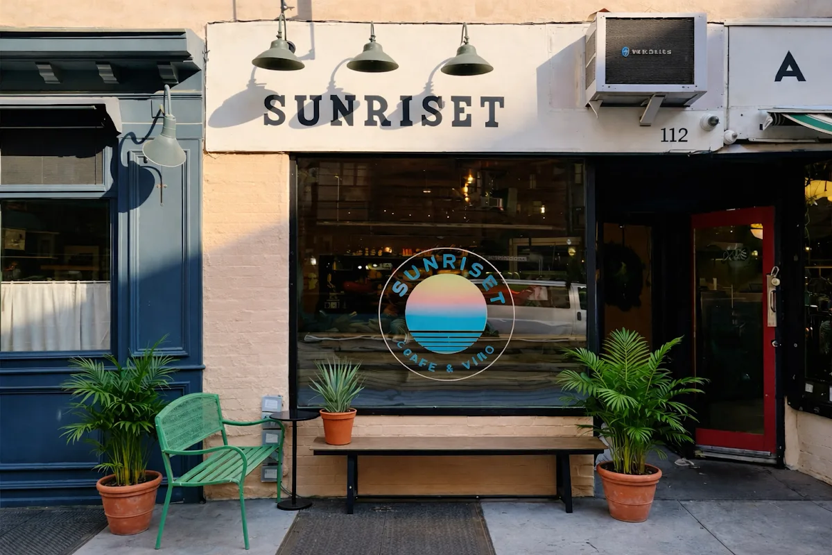 Sunriset Café