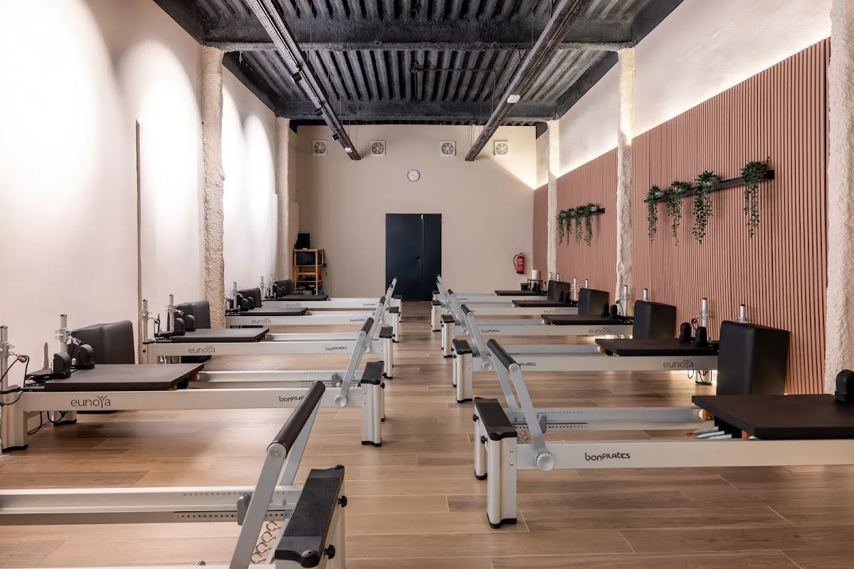 EUNOYA | Pilates Reformer y Entrenamiento Funcional | Eixample Esquerra