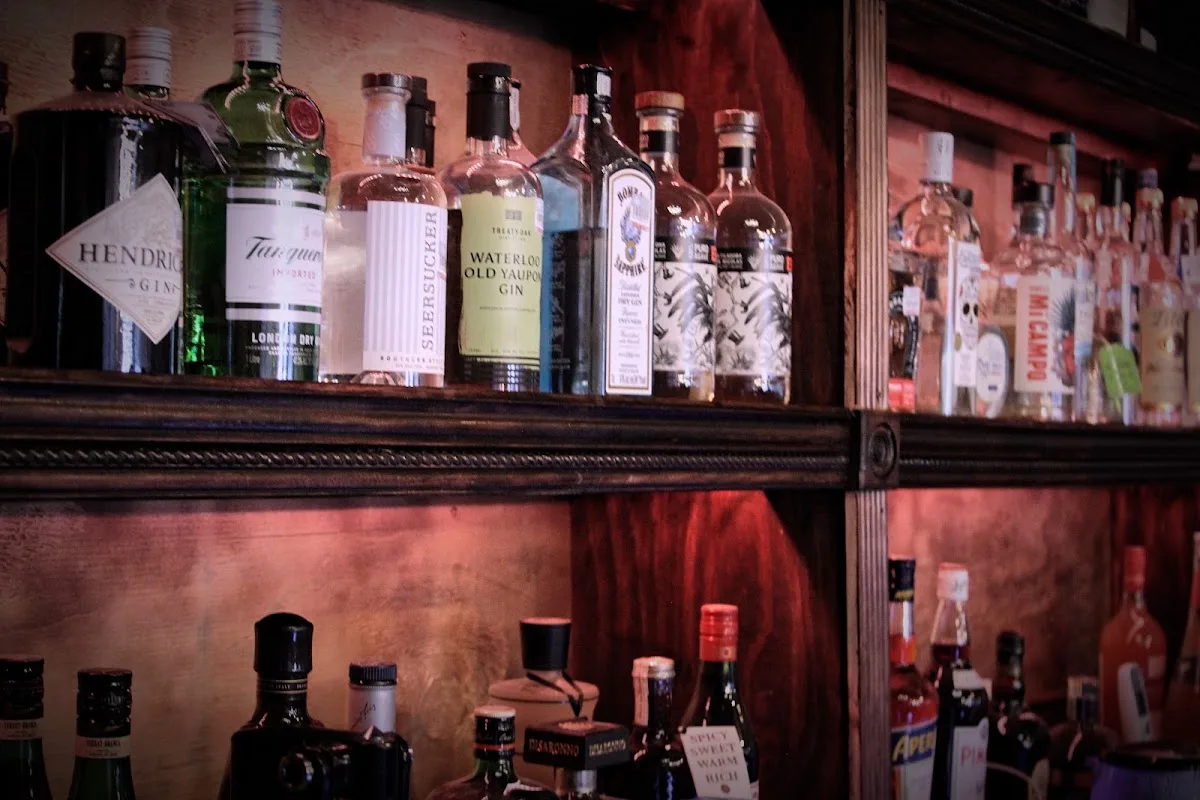 Grawlix Cocktail Lounge