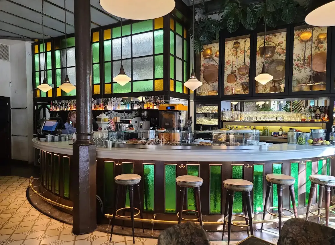 DORA TAPAS BAR