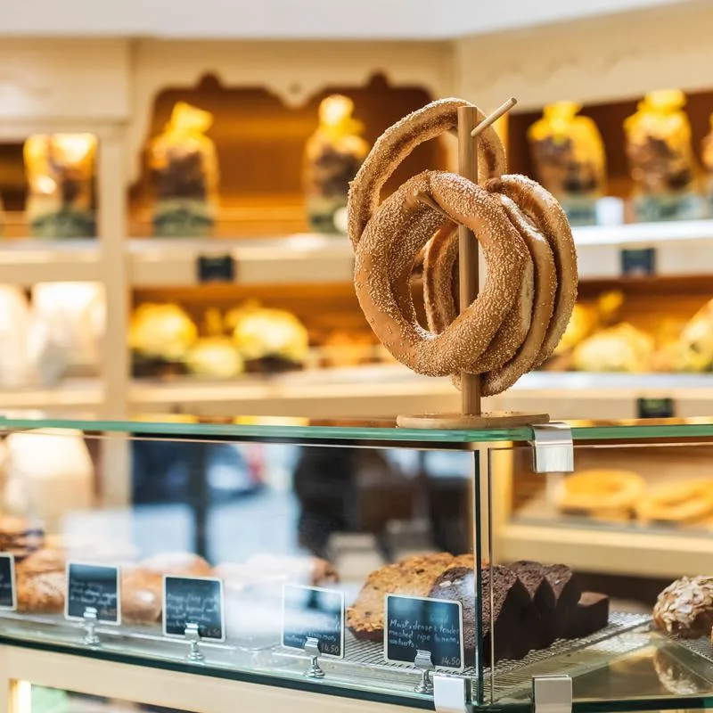 Artion Bakery