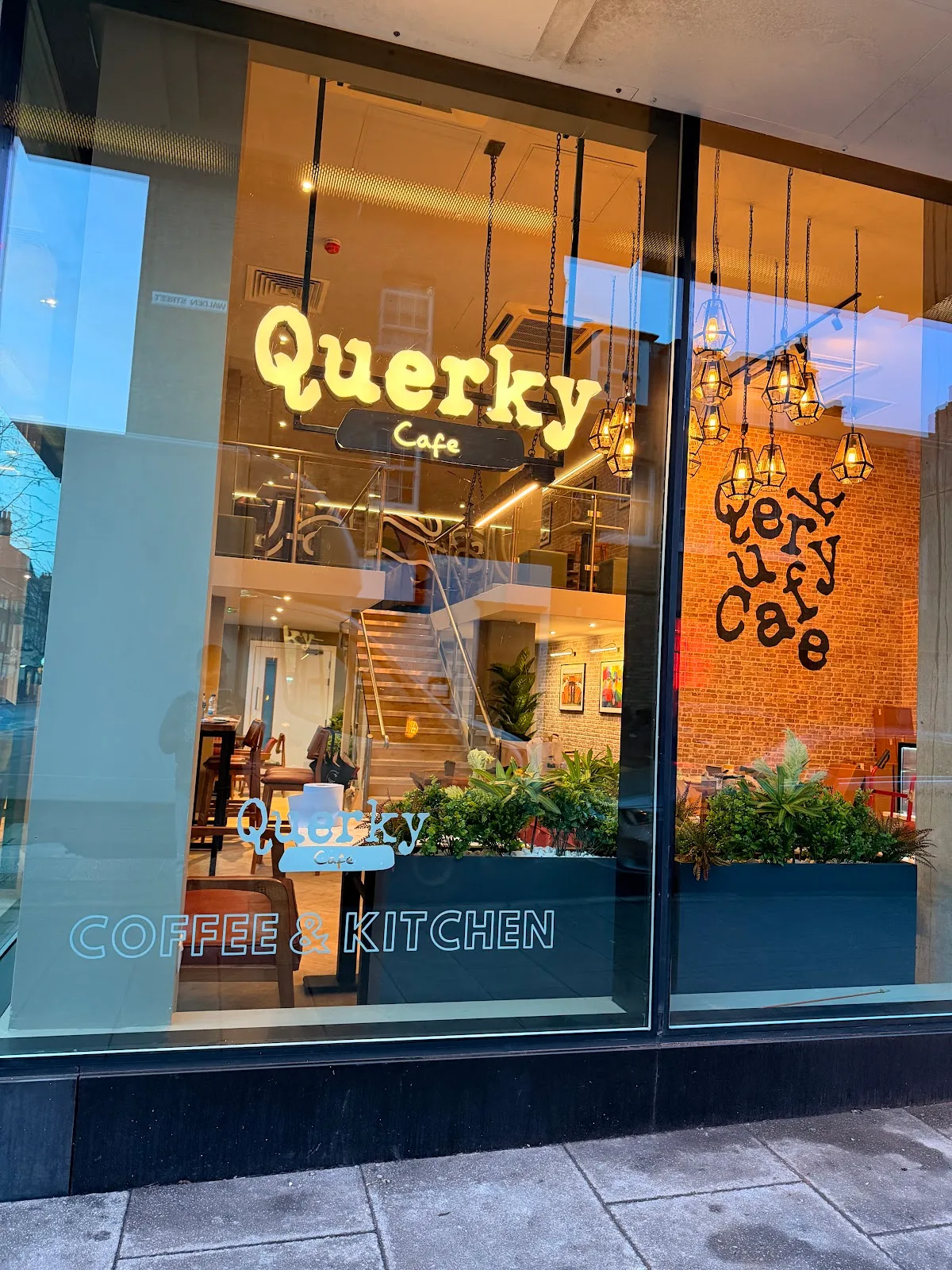 Querky Cafe Whitechapel
