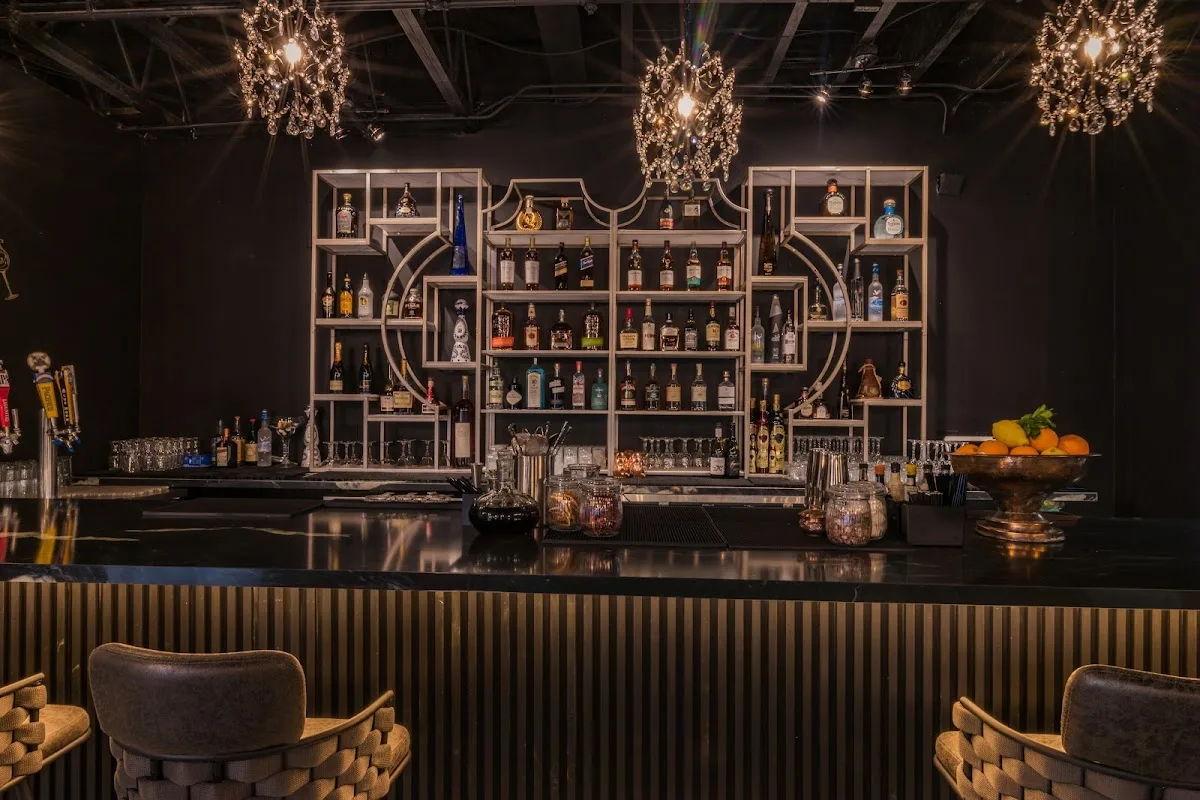 Pialon Restaurant: Tapas and Bar