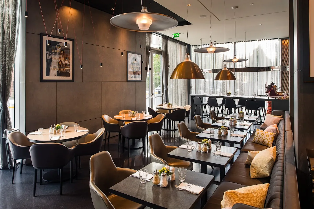Florentine Restaurant & Bar